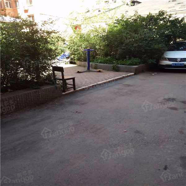 西开原二道街小区小区图片