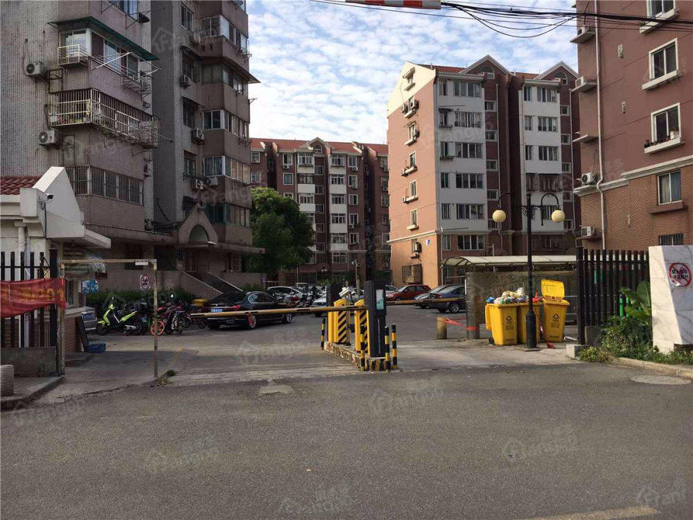 华泰苑小区图片