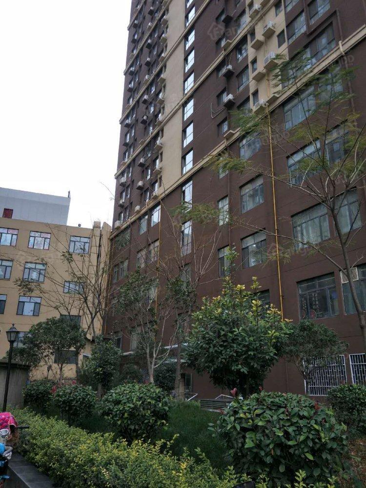 名矗山水中央小区图片