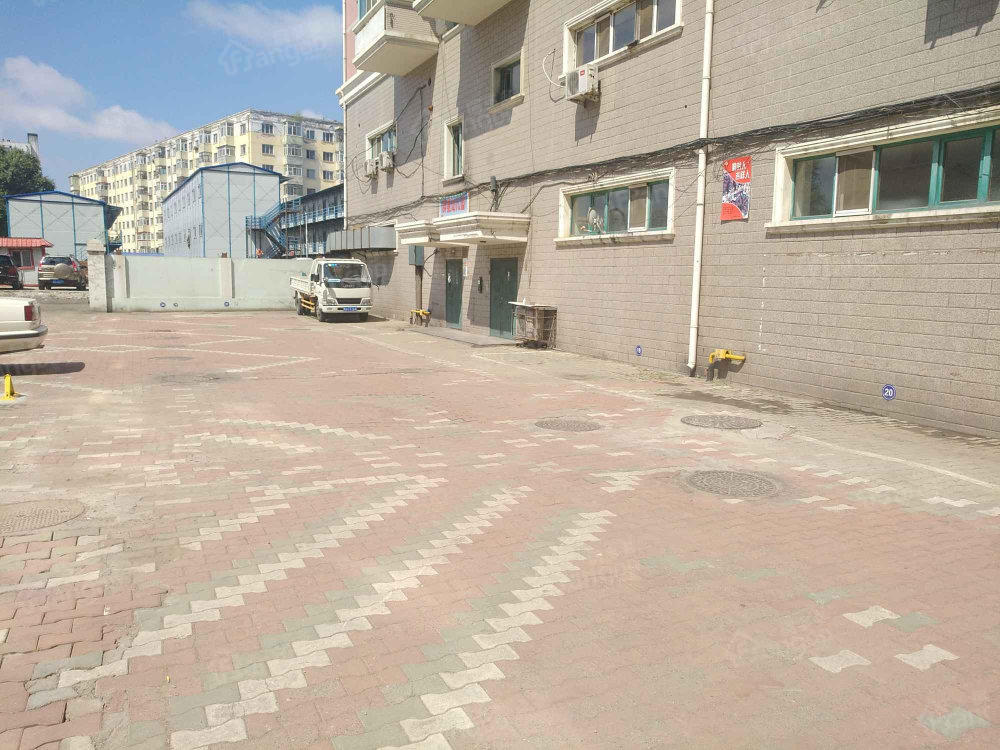 卫星小区小区图片