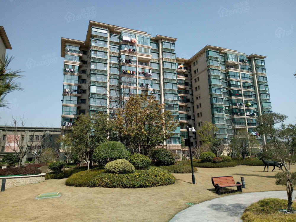 恒大帝景小区图片