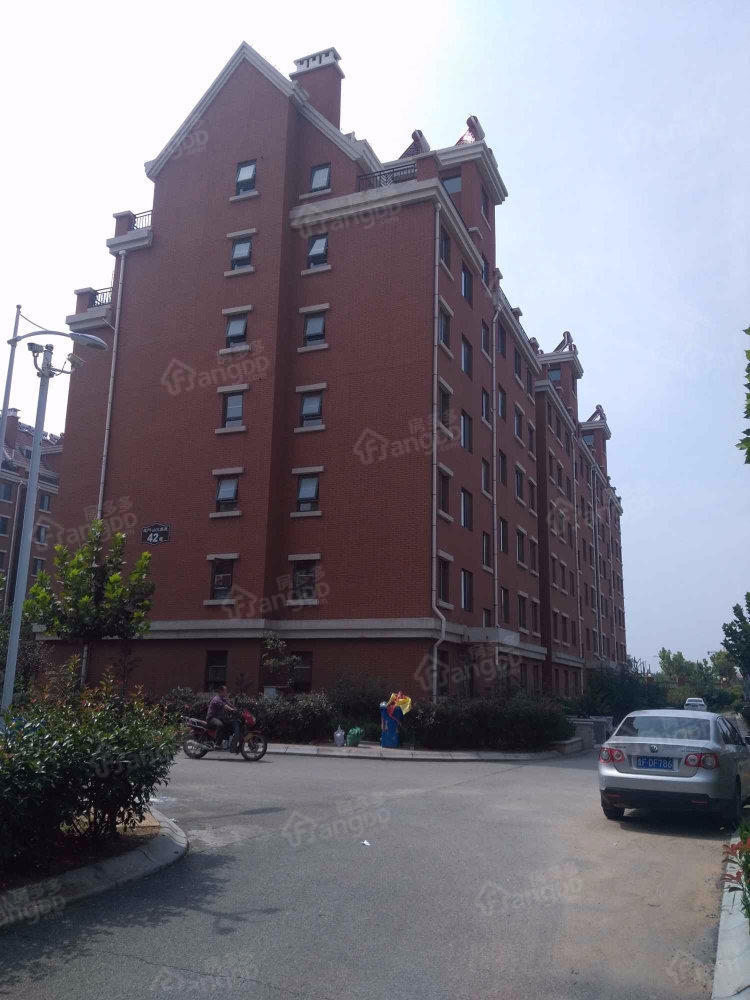 山水华庭小区图片