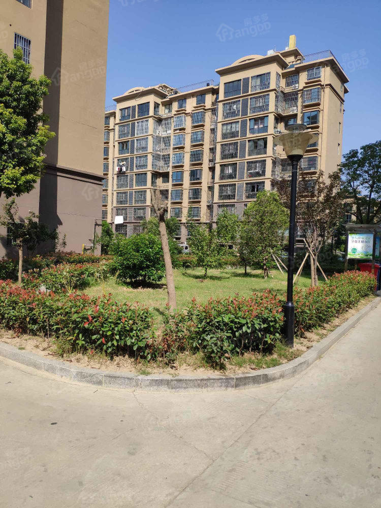 天景名城小区图片