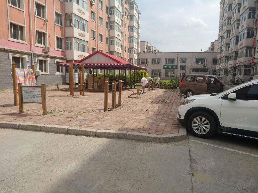 红光新村小区图片