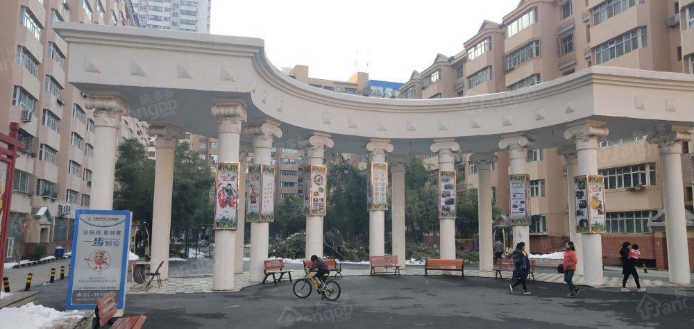 日月星光花园小区图片