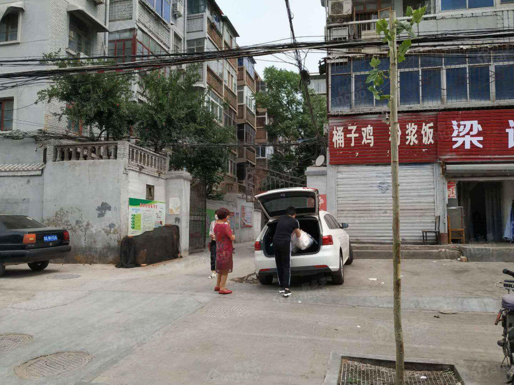 铁中院小区图片