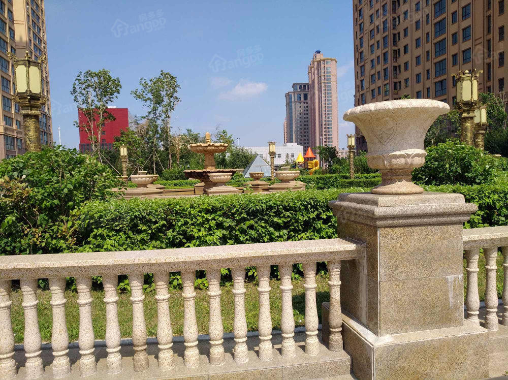 龙鸿怡家小区图片