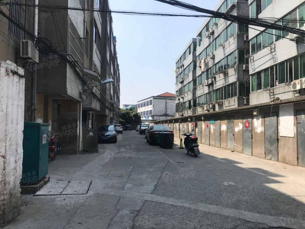 鸿运楼小区小区图片