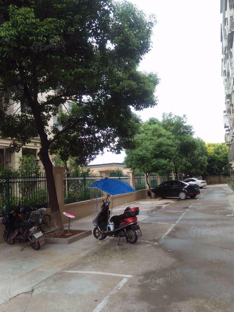 新光公寓小区图片