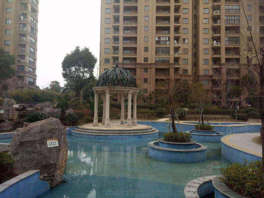 白金湾小区小区图片