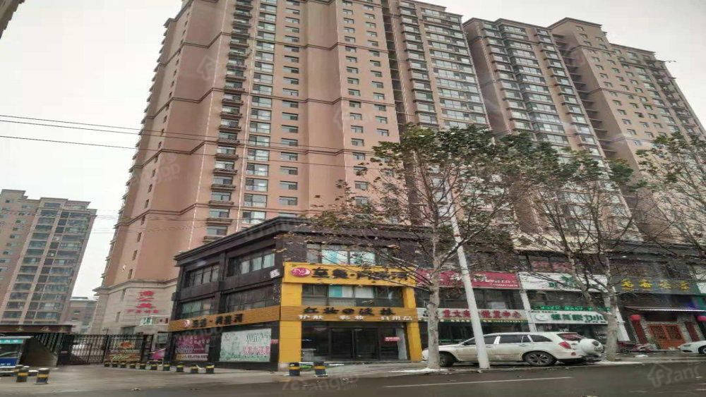 龙门豪庭小区图片