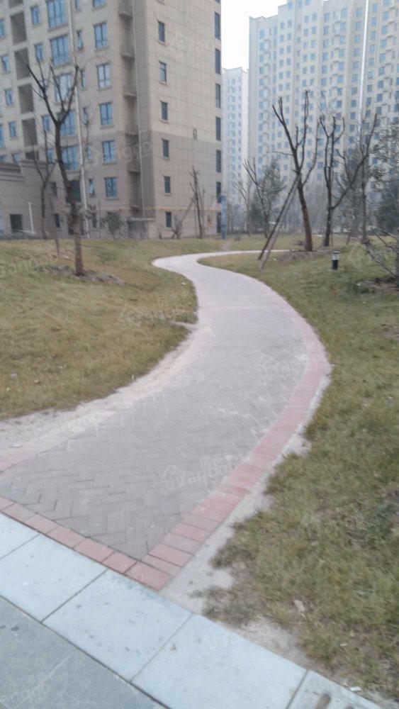 厚德苑小区图片
