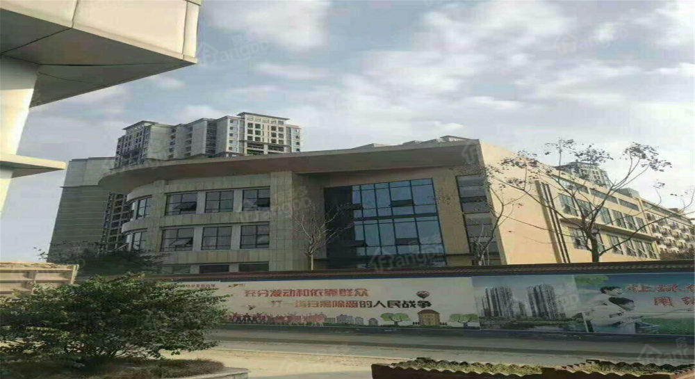 书香名苑小区图片