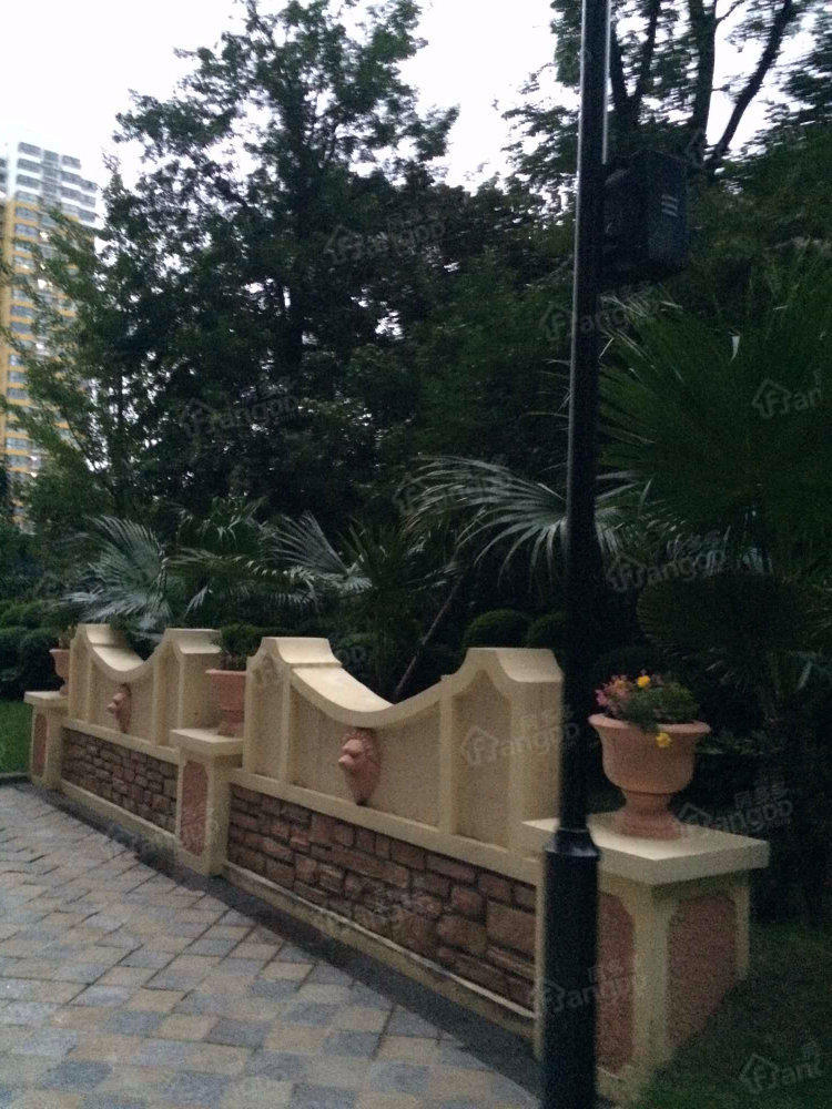 锦丽花语小区图片