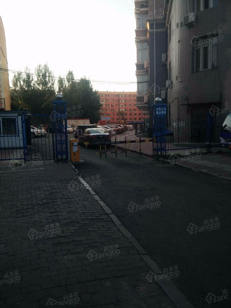 保障华庭四期小区图片
