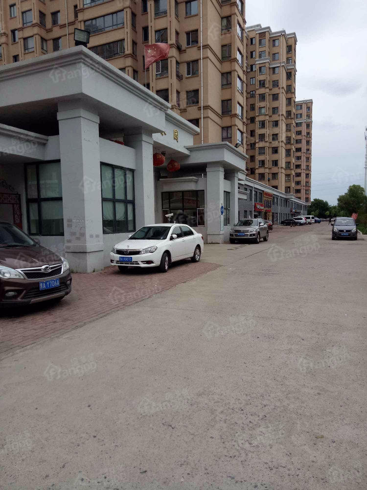 哈飞家园小区图片