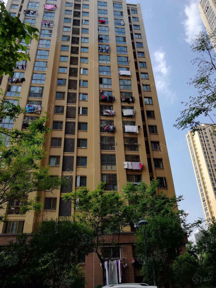 金色华庭小区图片