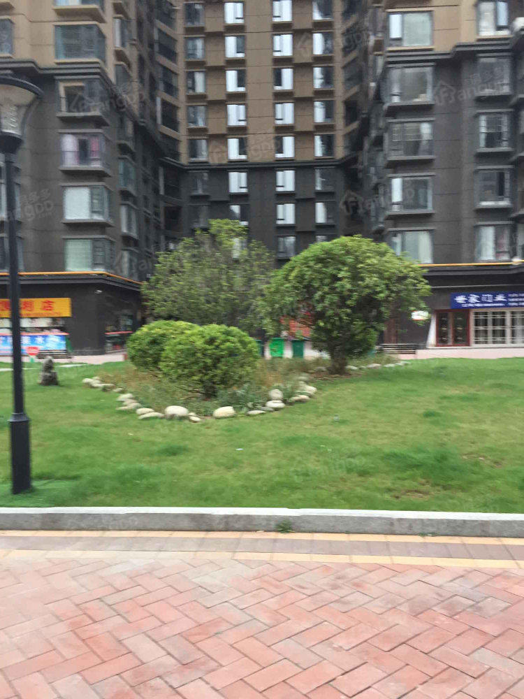 泉城首府小区图片