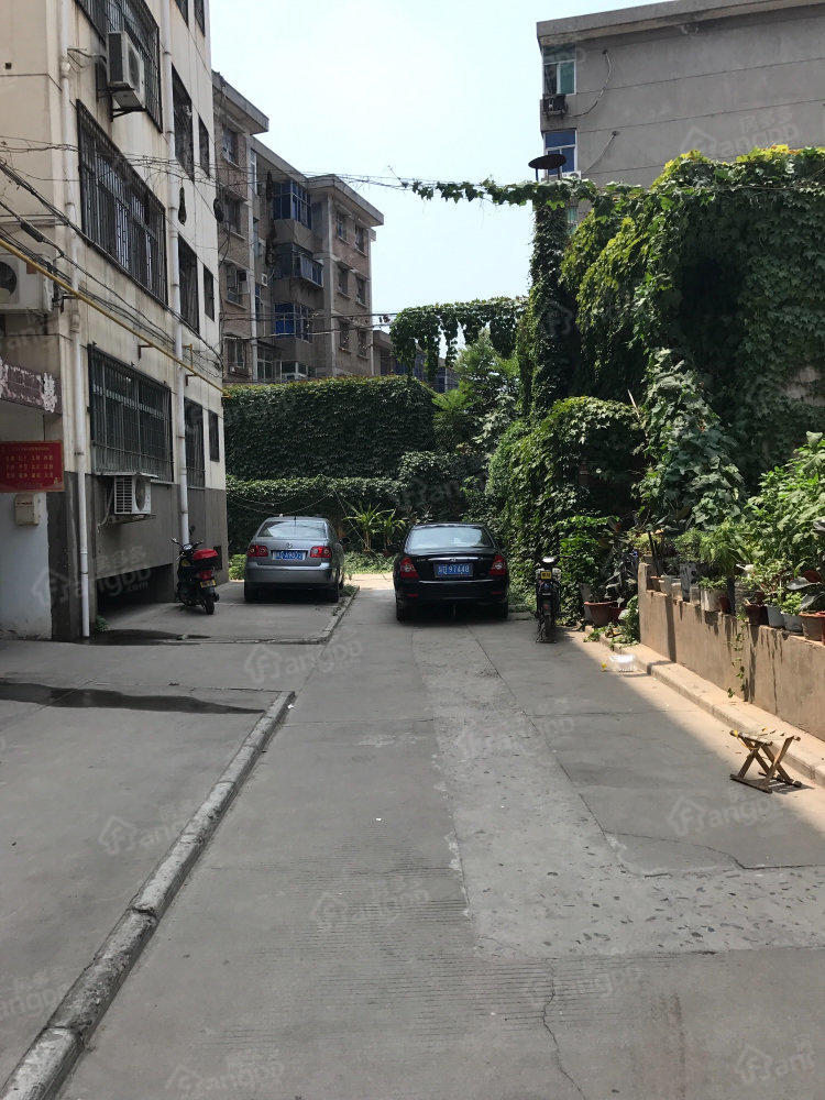 长威小区小区图片