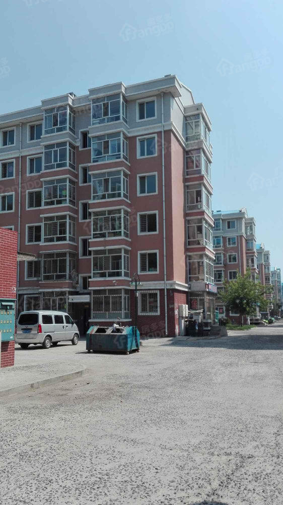 星城名苑小区图片