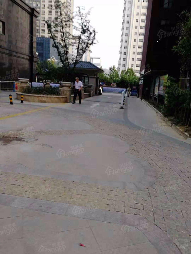 欧韵峰尚小区图片