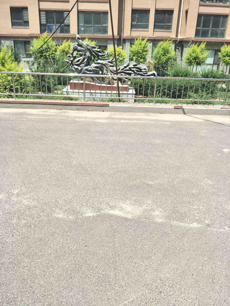 玉龙一品小区图片