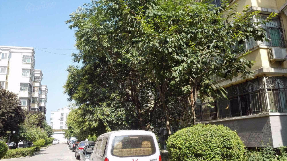 东风花园小区图片