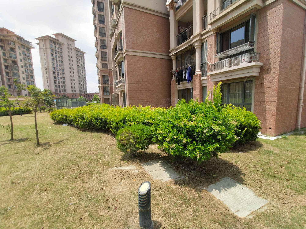 忠仙华庭小区图片