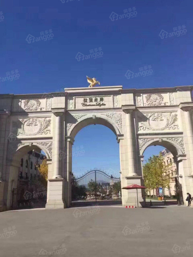 拉斐水岸小区图片