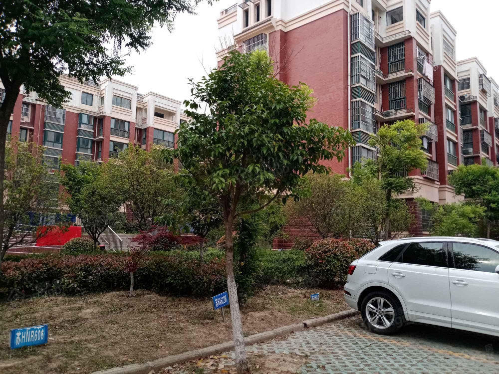 福地清华苑小区图片