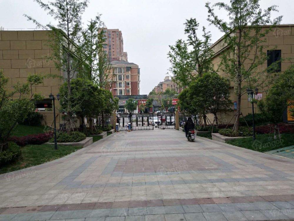 宝龙城市广场(商住楼)小区图片