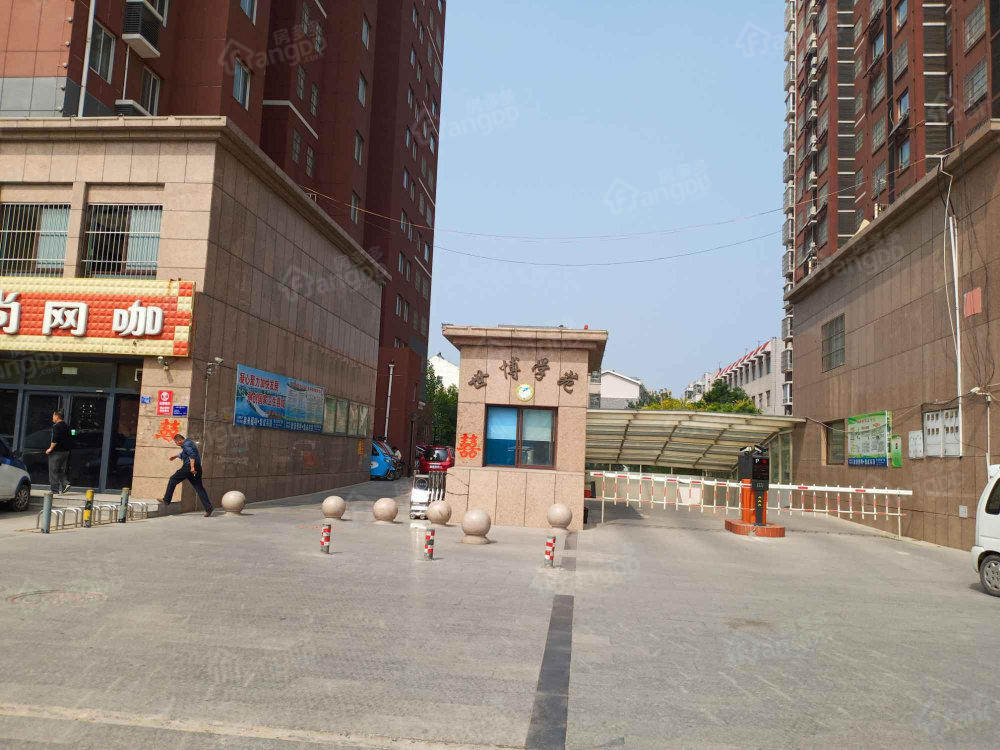 世博学苑小区图片