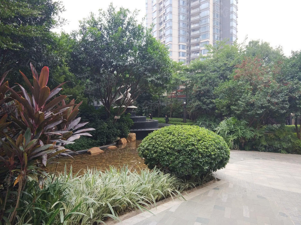 御江水岸小区图片