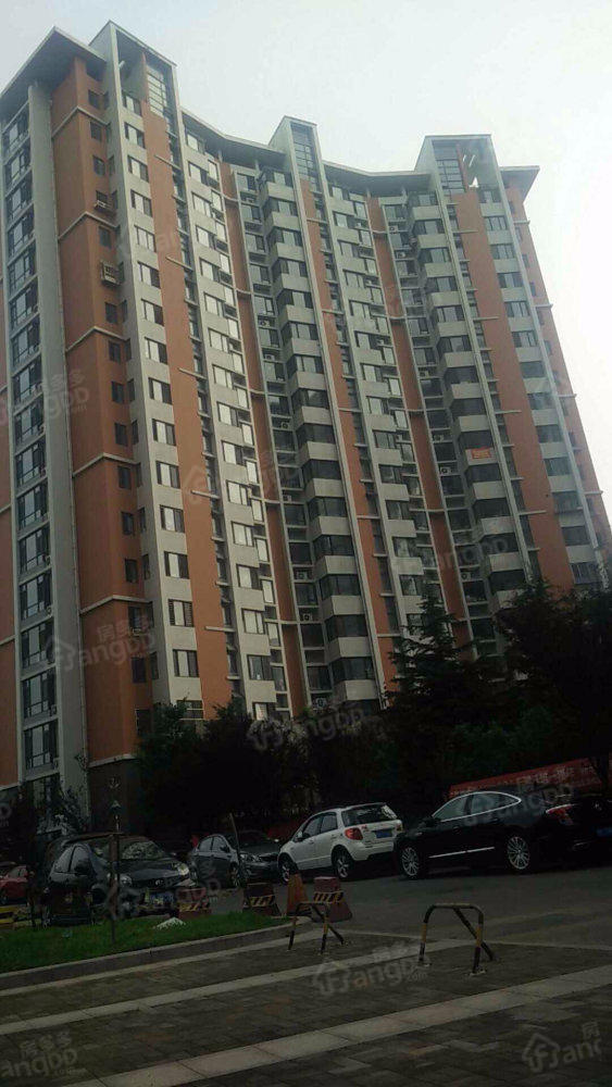 春光山色二期小区图片