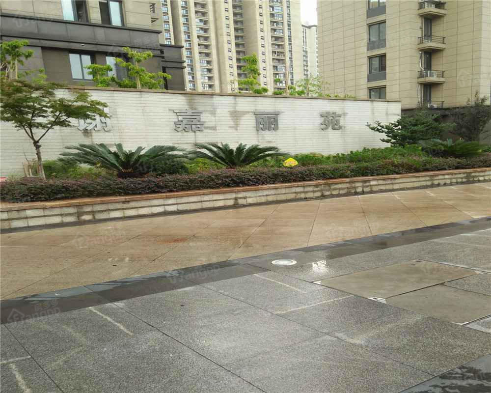 谢嘉丽苑小区图片