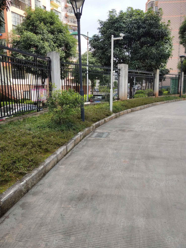 八桂茗城小区图片