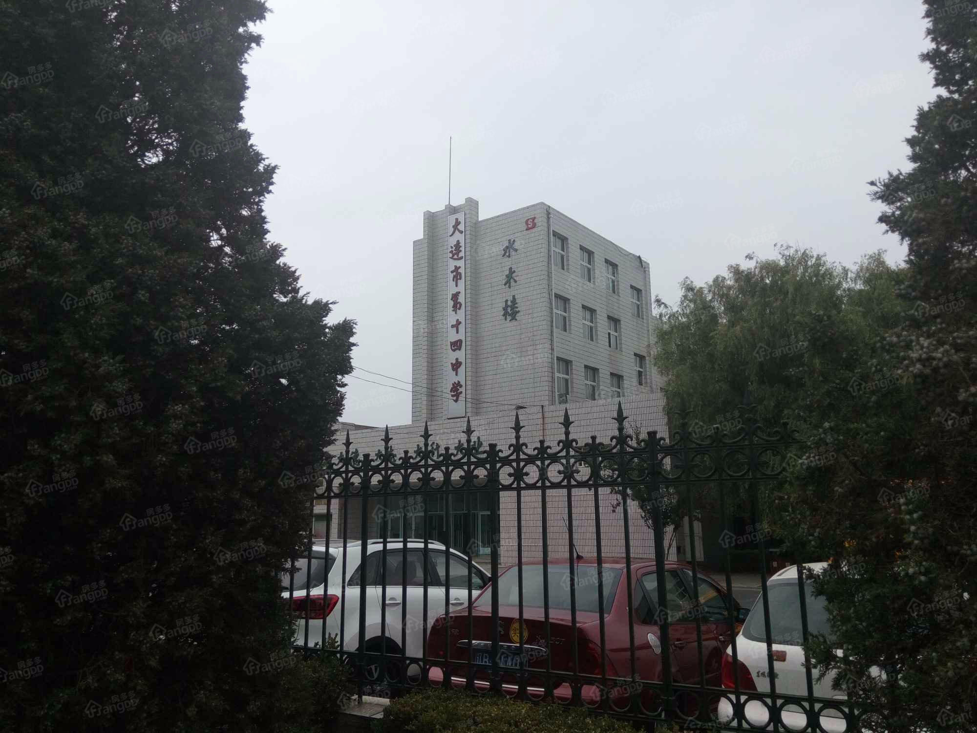 西郊欧洲小镇小区图片