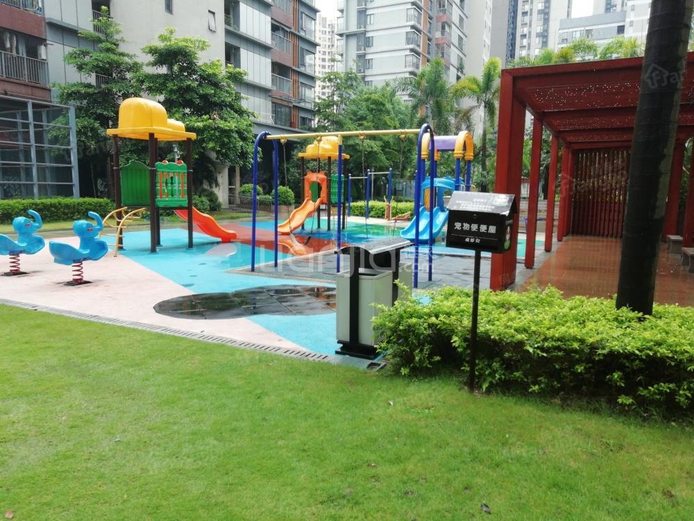 万科缤纷四季南区小区图片