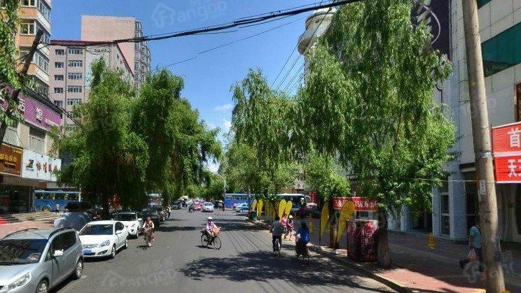 东一批发城小区图片