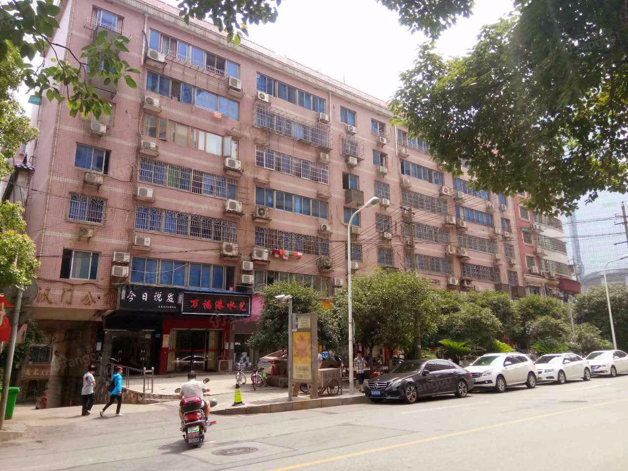 兴汉门公寓小区图片