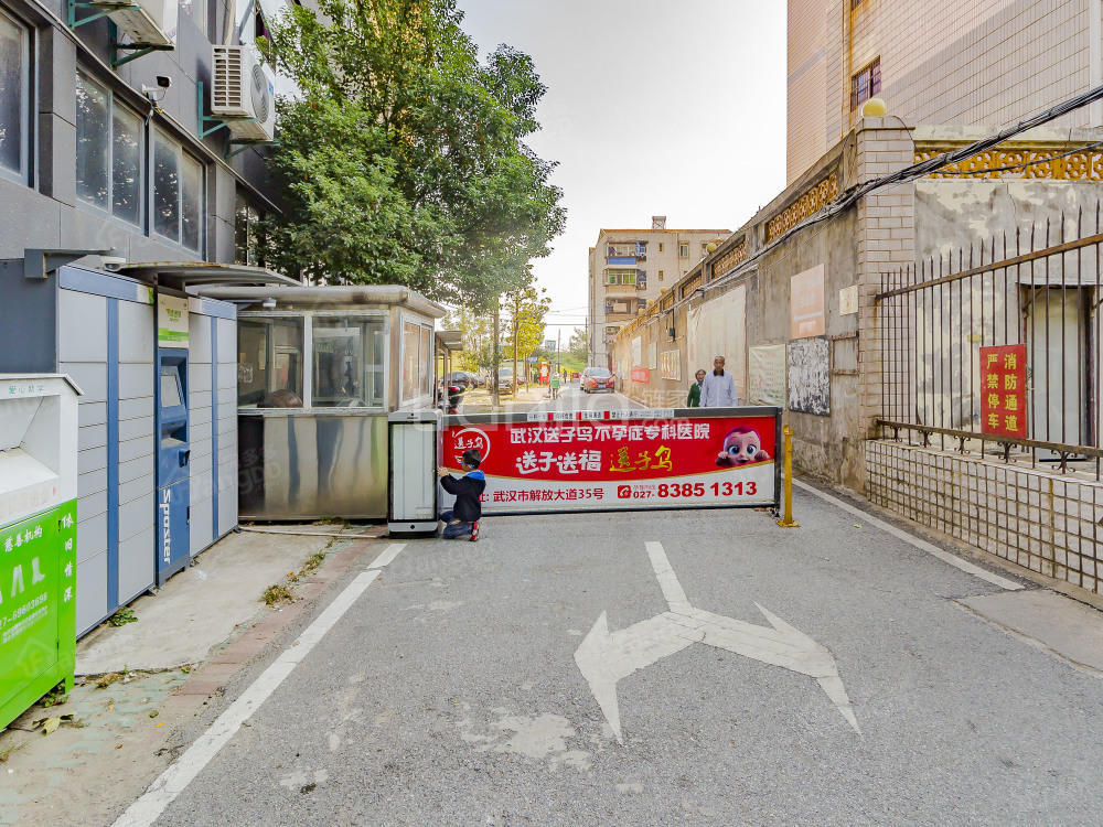 金凤东城小区图片