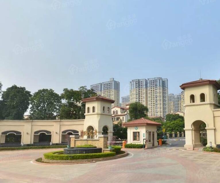 新世纪颐龙湾小区图片