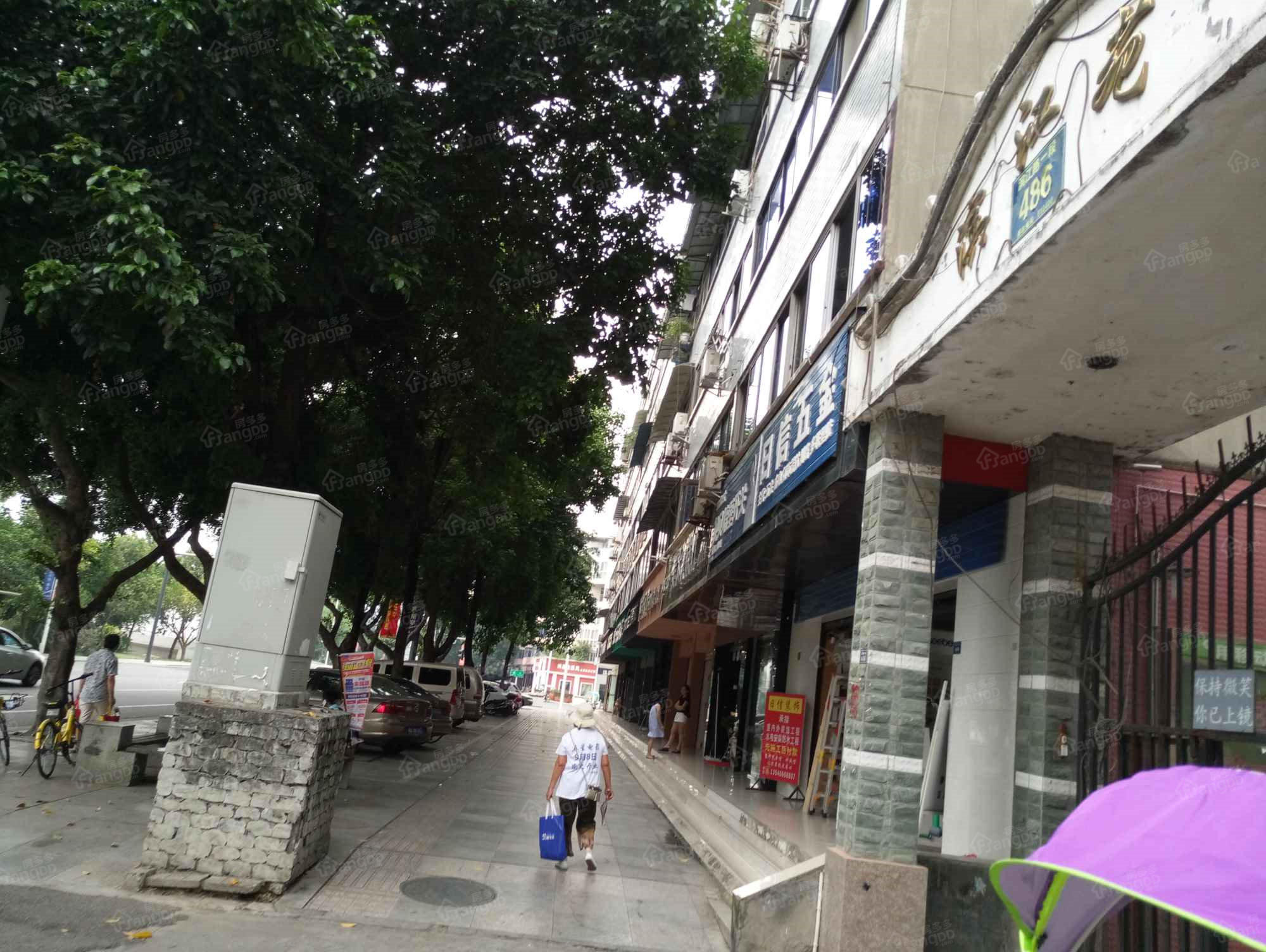 滨江苑小区图片