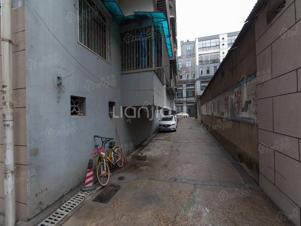 先导银行宿舍小区图片
