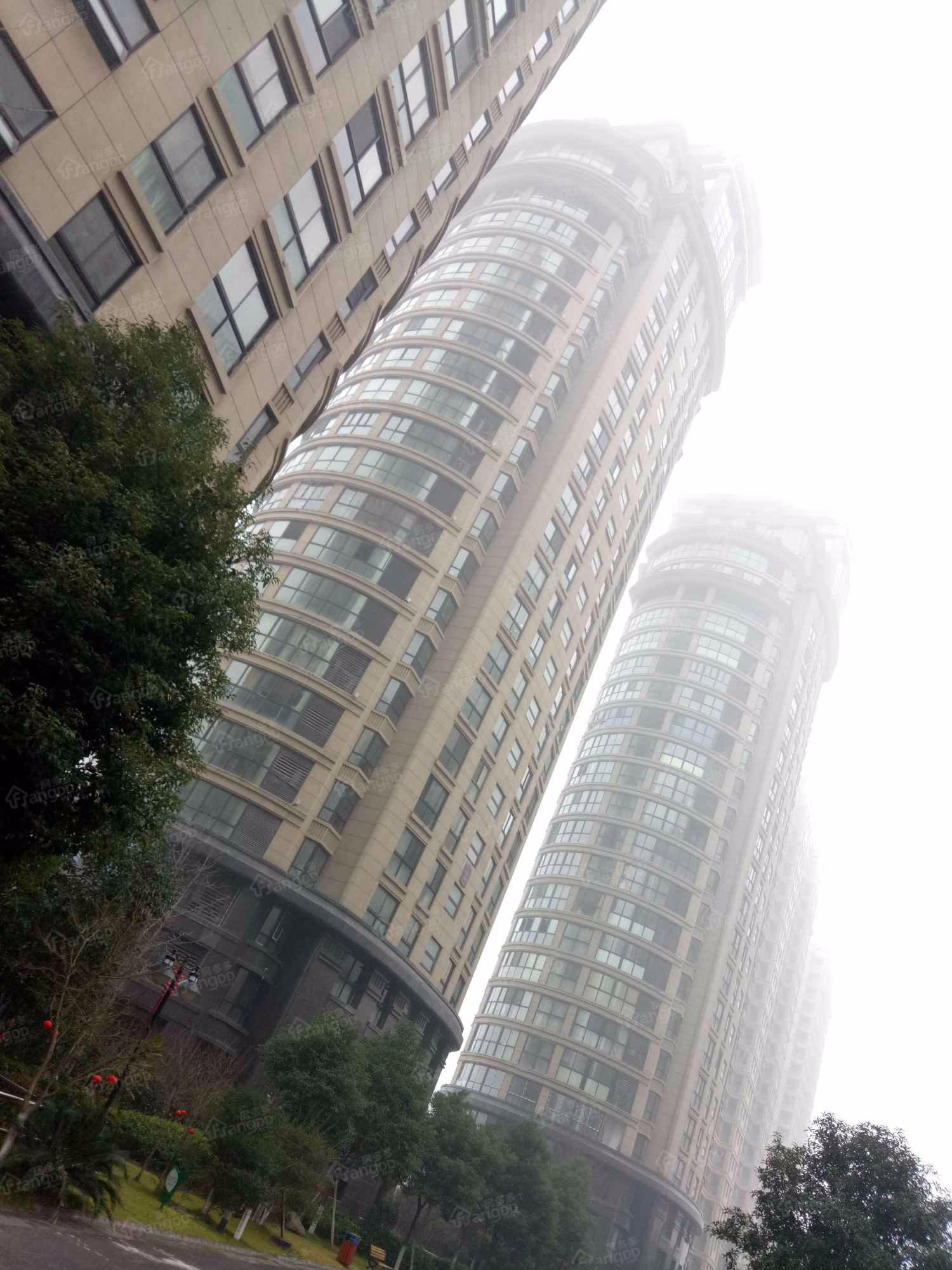 中央公馆小区图片