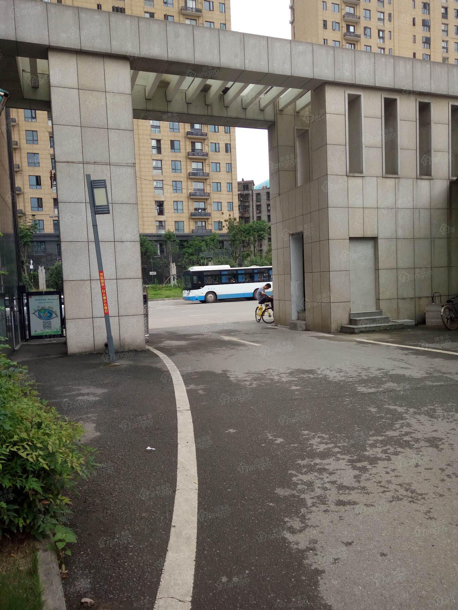 龙阳雅苑北区小区图片