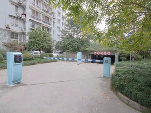 东新园东荷星苑小区图片
